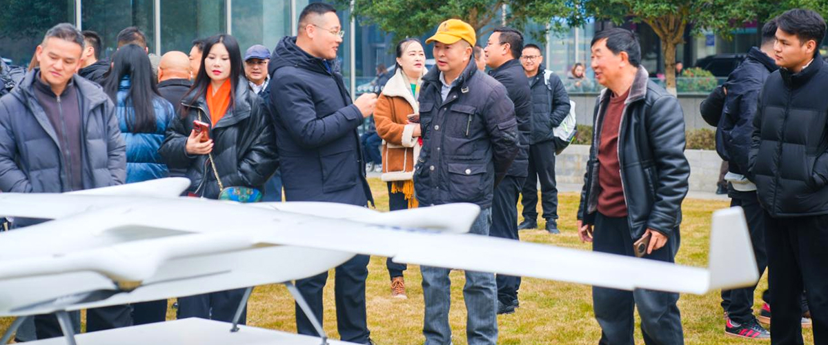 天枢鸟部分飞行器列装仪式在贵阳举行(图4)